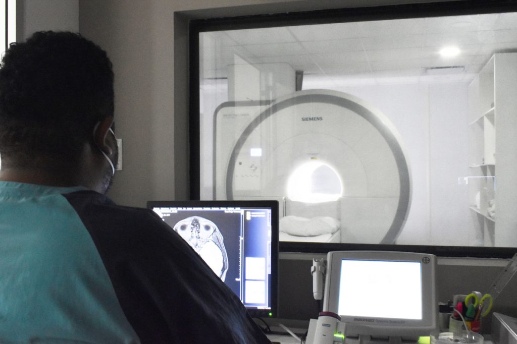 Resonancia Magnética 2